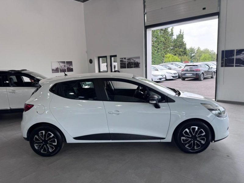RENAULT CLIO IV 1.5 DCI 5 PLACES / 1 ERE MAIN 