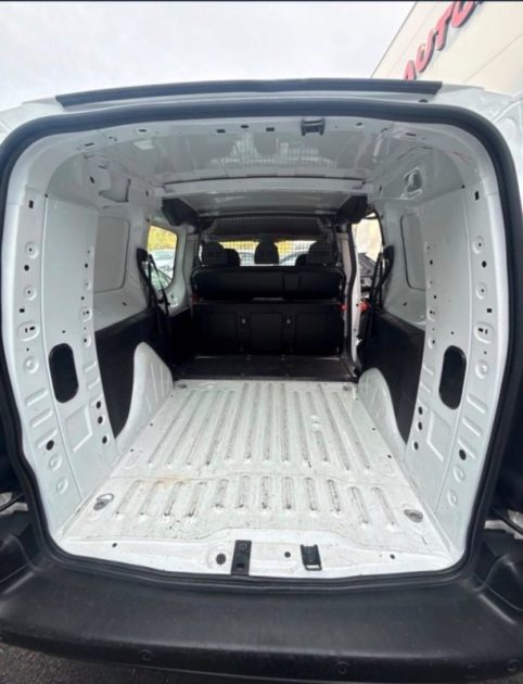 CITROEN BERLINGO 1.6 HDI 100cv L2 / 5 PLACES / GPS  / 1ERE MAIN / LONG L2 / PHASE 2 