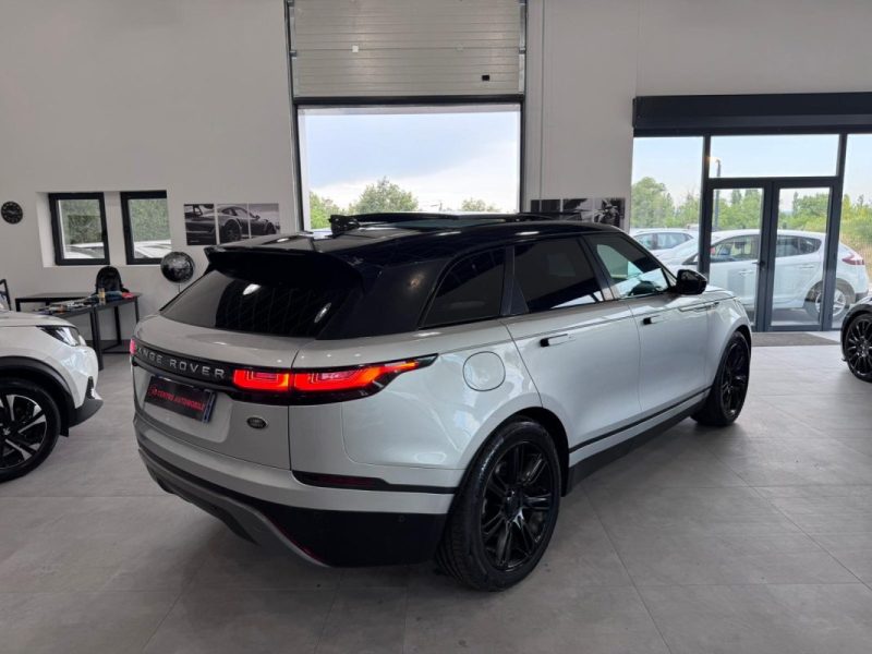 LAND ROVER VELAR 240cv R DYNAMIC / 120 000 Km / TOIT PANORAMIQUE OUVRANT /GARANTIE 12 MOIS 
