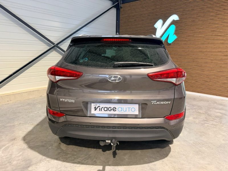 HYUNDAI TUCSON - 1.7 CRDI - 2015 - 160000 km - Boite manuelle - Radar de recul - Attelage
