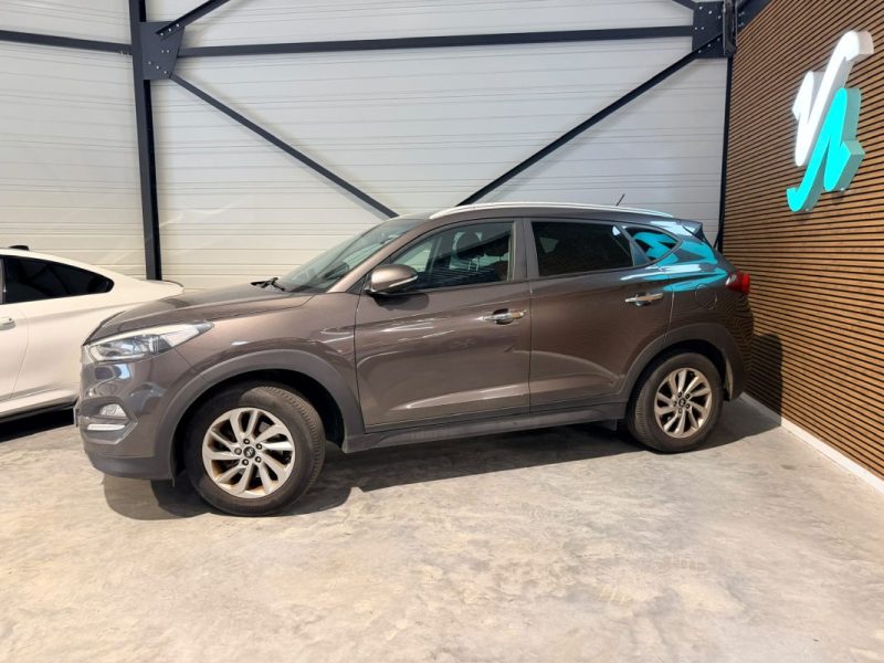 HYUNDAI TUCSON - 1.7 CRDI - 2015 - 160000 km - Boite manuelle - Radar de recul - Attelage