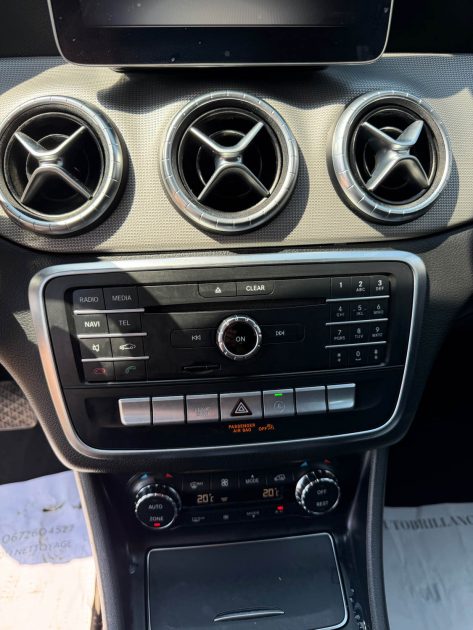MERCEDES CLA SENSATION 2016
