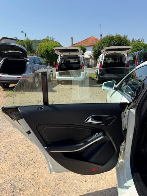 MERCEDES CLA SENSATION 2016