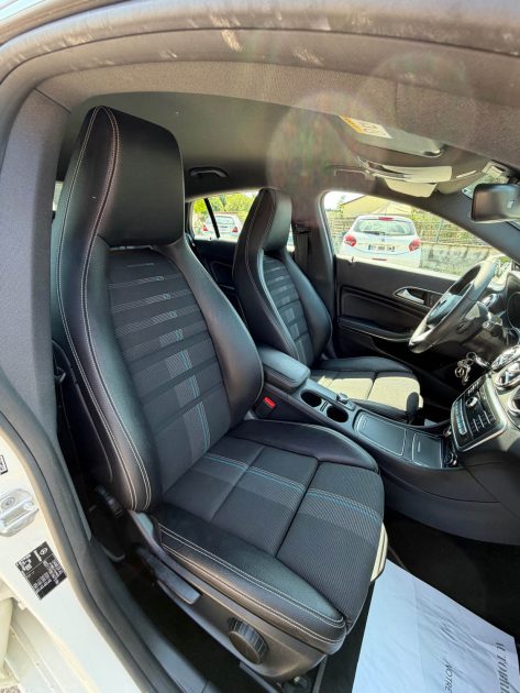 MERCEDES CLA SENSATION 2016