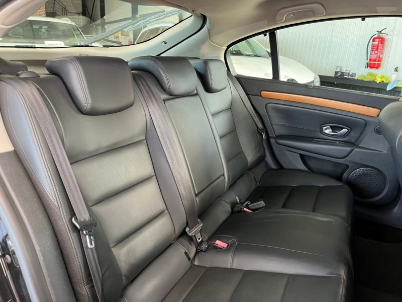 🚗 RENAULT LAGUNA III 1.5 DCI 110ch ⚙️ INITIALE ♨️ Sièges chauffants 📱 Bluetooth