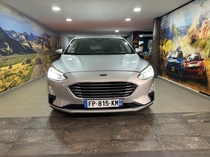 FORD FOCUS IV SW 1.0 ECOBOOST 125 TREND BUSINESS BA 03/2020 PRIX HT : 7490 € PRIX TTC : 8990 €