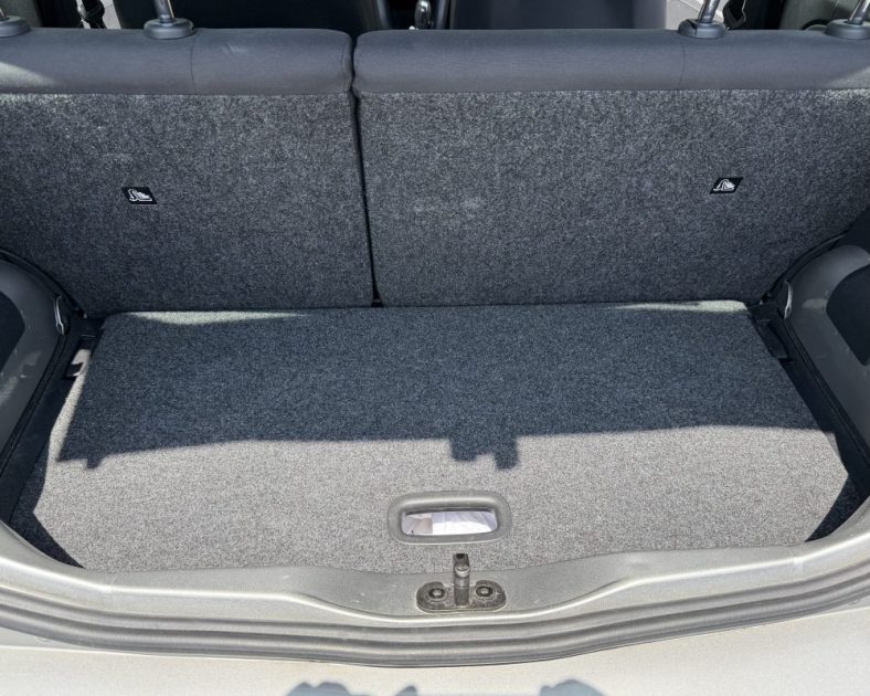 VOLKSWAGEN UP! 1.0 60 CLUB - Boite Automatique - CLIMATISATION - CONTROLE TECHNIQUE à jour