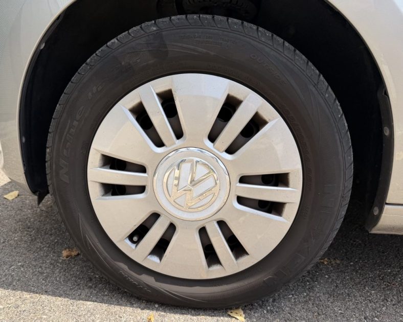 VOLKSWAGEN UP! 1.0 60 CLUB - Boite Automatique - CLIMATISATION - CONTROLE TECHNIQUE à jour