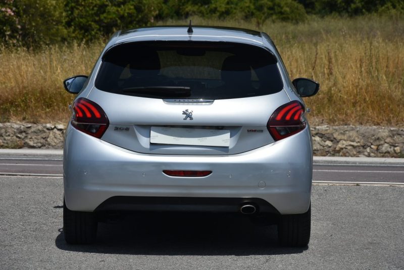 PEUGEOT 208 1.2 110CH GT LINE - 86 000KM -DISTRI FAITE 2018