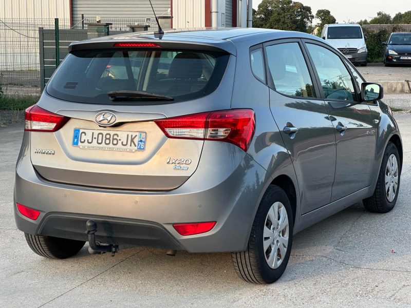 HYUNDAI IX20 1.6 CRDI 115 PACK BUSINESS BLUE DRIVE 