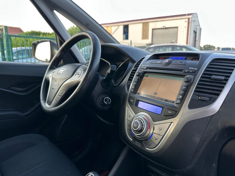 HYUNDAI IX20 1.6 CRDI 115 PACK BUSINESS BLUE DRIVE 