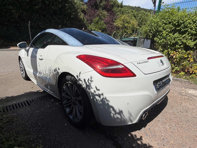 Peugeot RCZ 2.0 HDI 163ch BVM6 Féline
