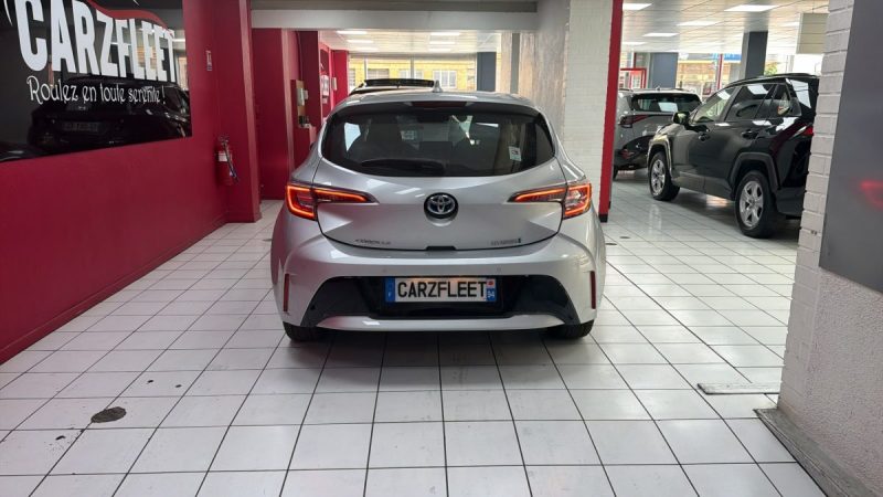 TOYOTA COROLLA BERLINE HYBRIDE 1.8 DYNAMIC BUSINESS 122cv/1 ERE MAIN/TVA RECUPERABLE