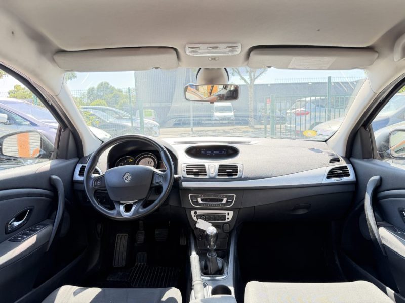 RENAULT MEGANE III 1.5 DCI 110 cv - GARANTIE 12 mois - Zen
