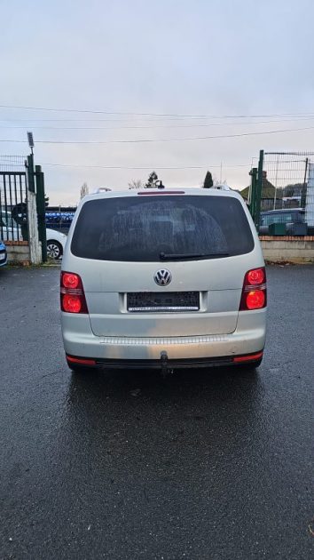 VOLKSWAGEN TOURAN CONFORTLINE 2009B