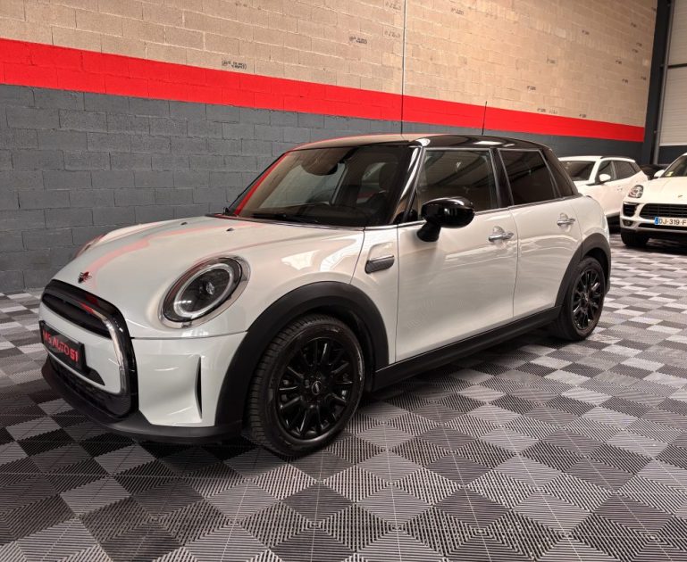 MINI COOPER 136 cv essential BVA7