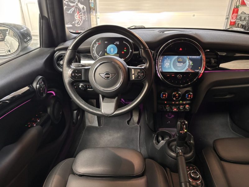 MINI COOPER 136 cv essential BVA7