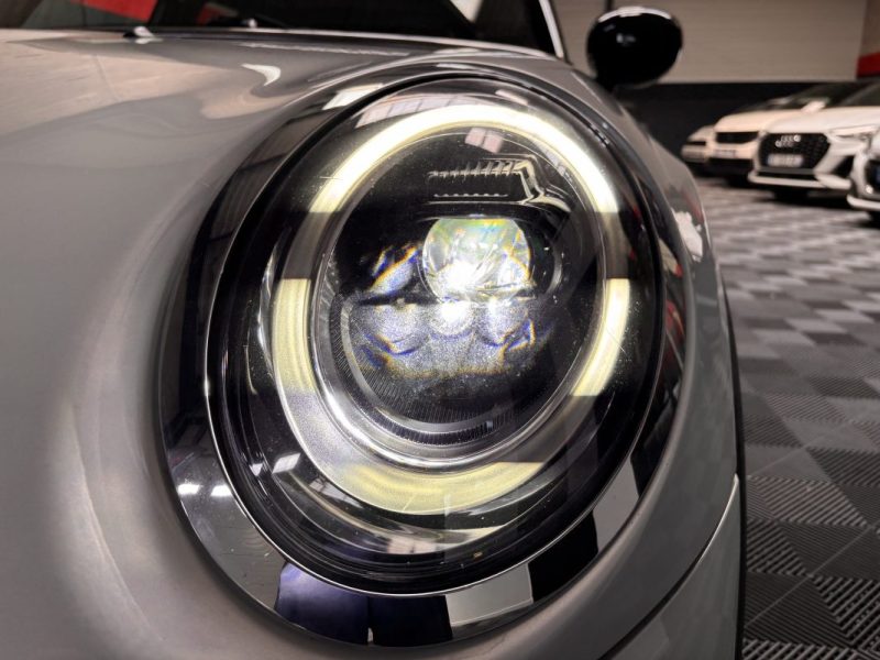 MINI COOPER 136 cv essential BVA7