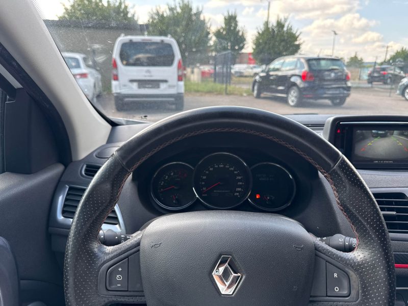 RENAULT  MEGANE  1.5 DCI 110 GT LINE