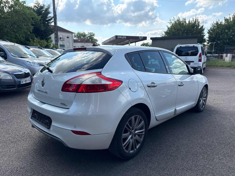 RENAULT  MEGANE  1.5 DCI 110 GT LINE