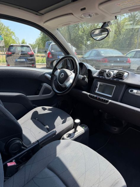 Smart Fortwo Simply Black 2011 – Boîte automatique – Full Black – Garantie 12 mois