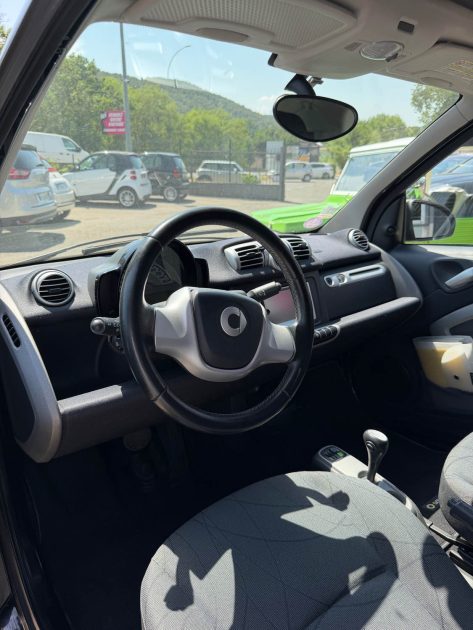 Smart Fortwo Simply Black 2011 – Boîte automatique – Full Black – Garantie 12 mois