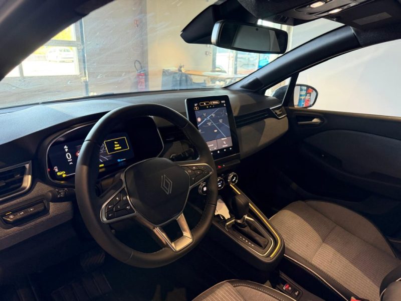 RENAULT CLIO 1.6 E-TECH 145 TECHNO / PACK DRIVING / PACK MULTIMEDIA  
