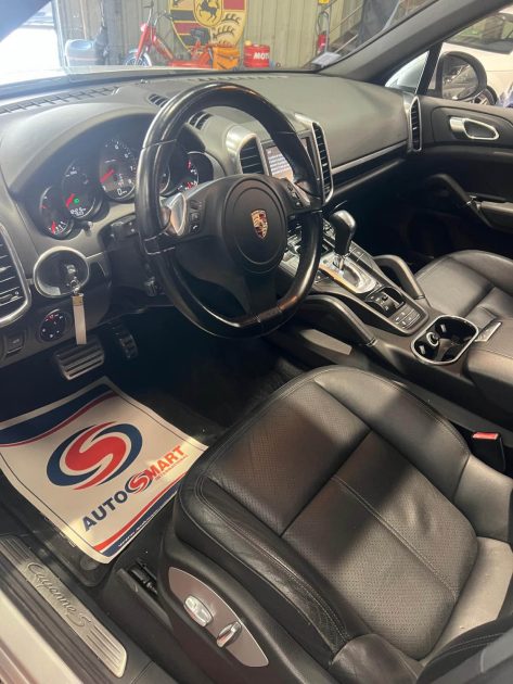 MAGNIFIQUE PORSCHE CAYENNE S V8 400 CH (SUIVI PORSCHE, TOIT OUVRANT, SIEGES CHAUFFANTS AV/AR) ⭐️⭐️⭐️