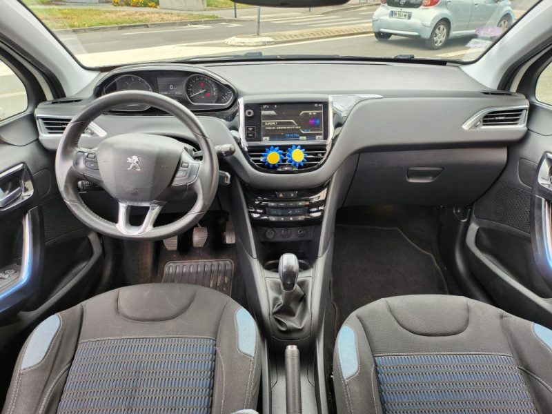 PEUGEOT 208 1.2 VTI 82CH ACTIVE  