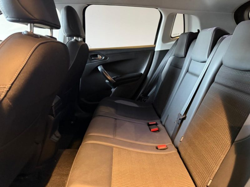 PEUGEOT 2008 1.5 BLUE HDI 100 ALLURE 