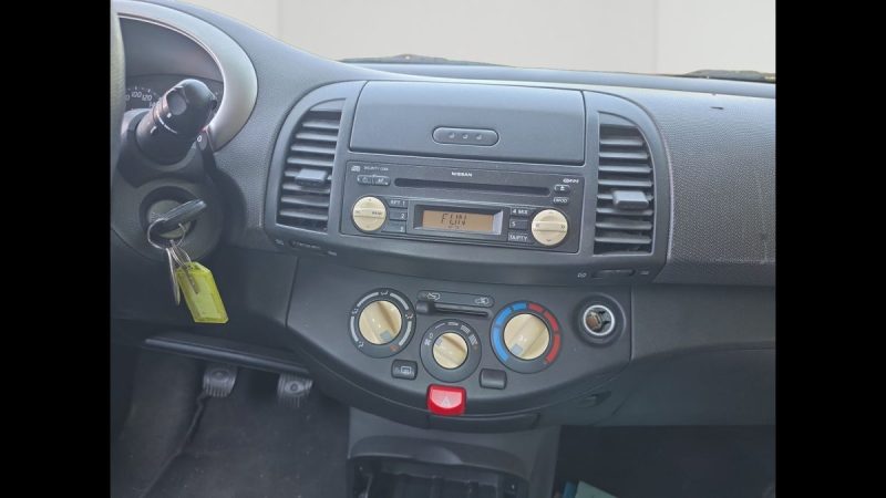 NISSAN MICRA 1.2 65 ch VISIA 2004 