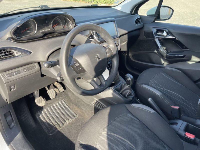 PEUGEOT 208 ACTIVE 1.4HDI 70CV 113500KMS CT OK CLIM GARANTIE