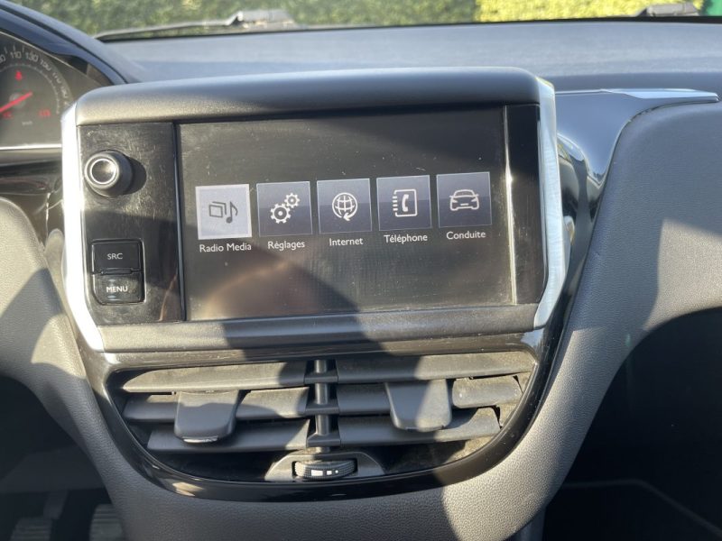 PEUGEOT 208 ACTIVE 1.4HDI 70CV 113500KMS CT OK CLIM GARANTIE