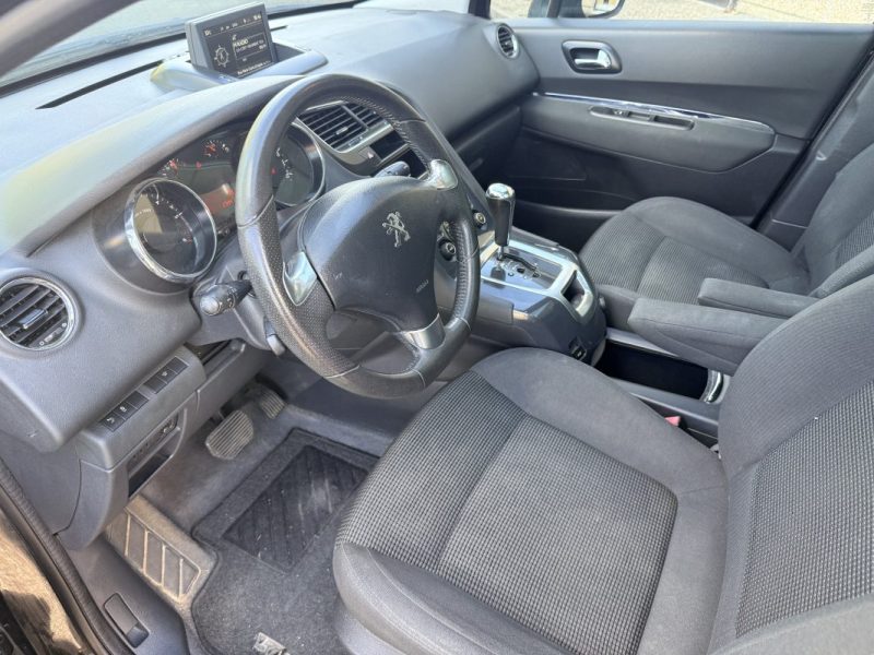 PEUGEOT 5008 STYLE 1.6 BLUE HDI 120 CH