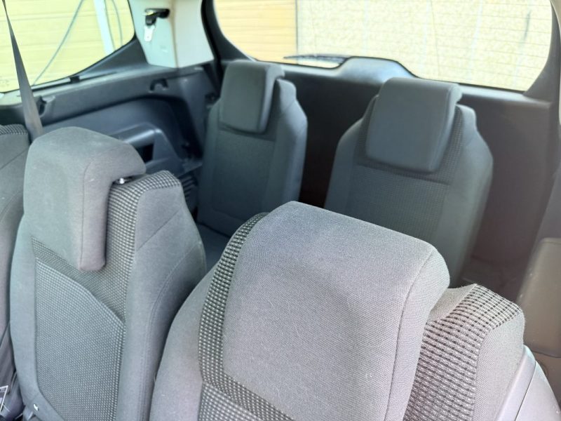 PEUGEOT 5008 STYLE 1.6 BLUE HDI 120 CH