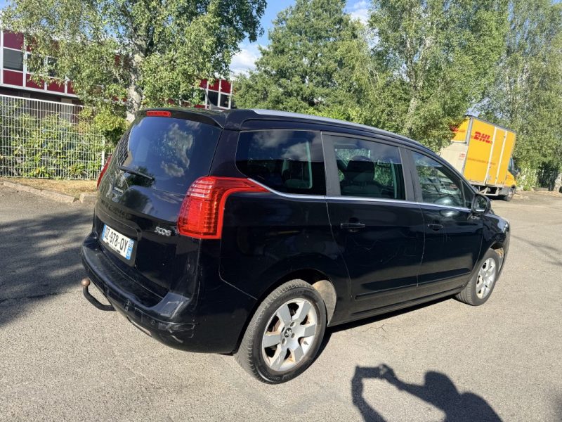 PEUGEOT 5008 STYLE 1.6 BLUE HDI 120 CH