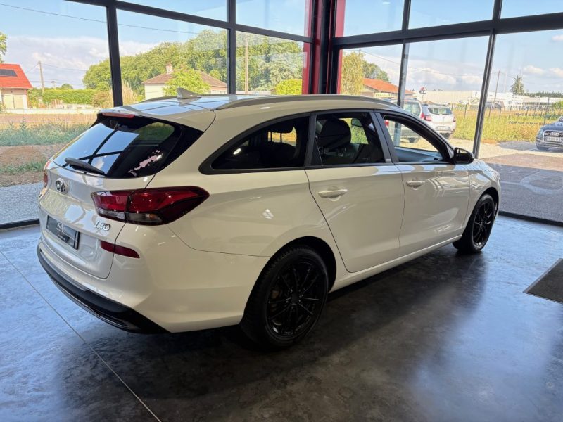 HYUNDAI I30  2020