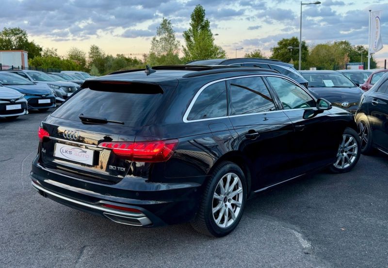 AUDI A4 AVANT 30 TDI 136ch BUSINESS LINE PLUS / TOIT OUVRANT