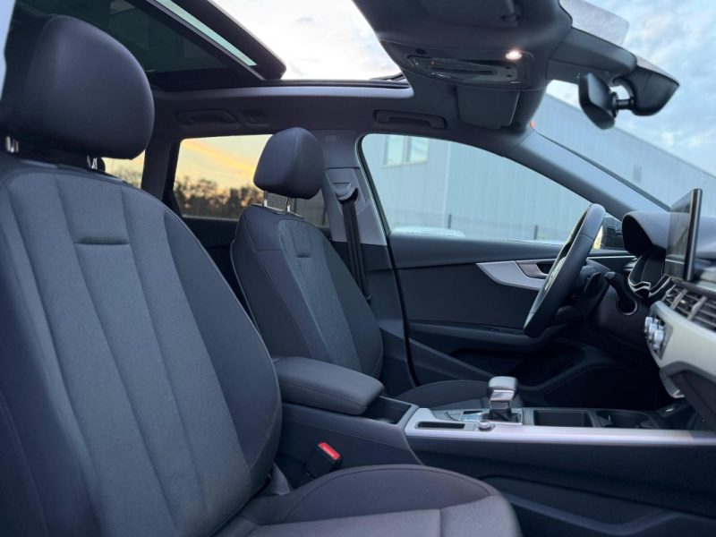 AUDI A4 AVANT 30 TDI 136ch BUSINESS LINE PLUS / TOIT OUVRANT
