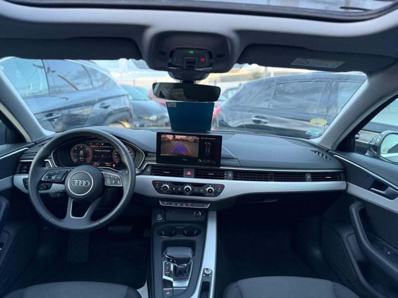 AUDI A4 AVANT 30 TDI 136ch BUSINESS LINE PLUS / TOIT OUVRANT