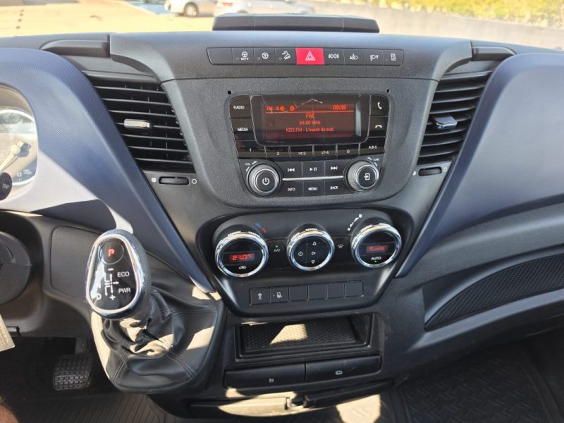 IVECO 35C18 35S18 3.0 180 HI-MATIC BENNE Boite Auto Garantie 12 mois Boite Auto