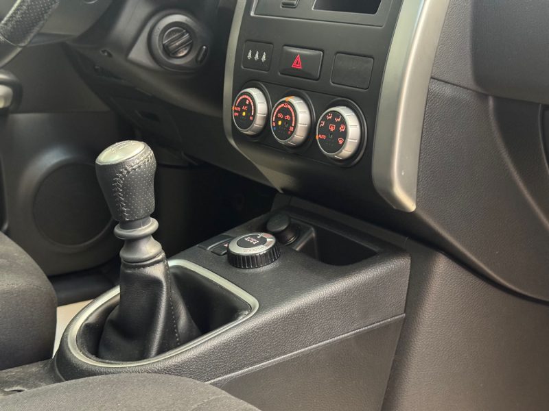 NISSAN X-TRAIL II 2.0 DCI 150ch 4X4 CONNECT EDITION GARANTIE 24MOIS HISTORIQUE LIMPIDE 2EME MAIN🇨🇵