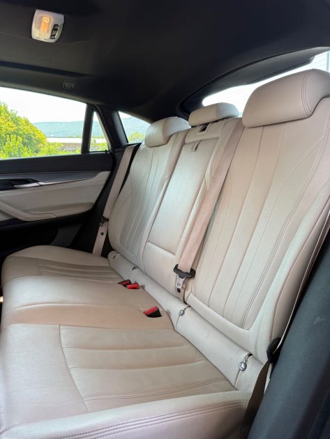 BMW X6 30d pack M sport - Suivi et Entretenu