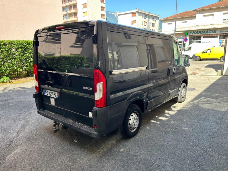 PEUGEOT BOXER 3 333 L1H1 2.2 BLUEHDI S&S 120CH PRO 06/2020 PRIX HT : 4990 € PRIX TTC : 5990 €