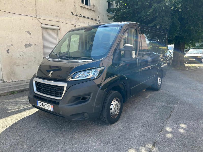 PEUGEOT BOXER 3 333 L1H1 2.2 BLUEHDI S&S 120CH PRO 06/2020 PRIX HT : 4990 € PRIX TTC : 5990 €