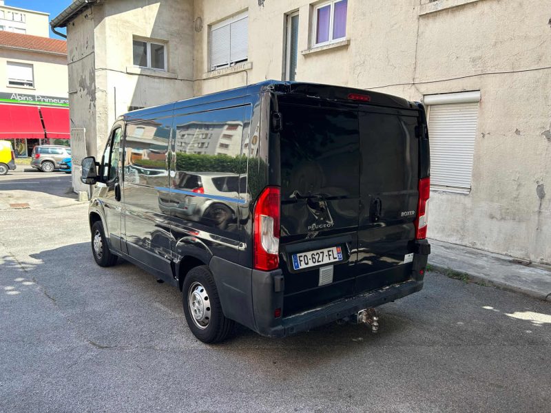 PEUGEOT BOXER 3 333 L1H1 2.2 BLUEHDI S&S 120CH PRO 06/2020 PRIX HT : 4990 € PRIX TTC : 5990 €
