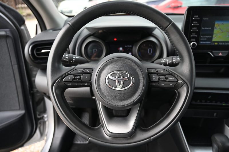 TOYOTA YARIS 116H DESIGN 03/2021