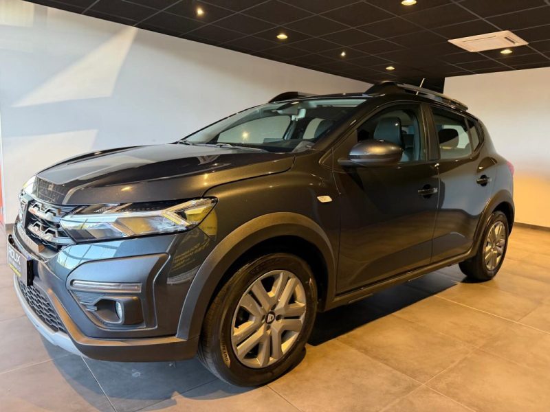 DACIA SANDERO 1.0 TCE 90 STEPWAY CONFORT / CAMERA / ROUE DE SECOURS / SUIVI RENAULT 