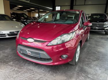 FORD FIESTA 1.2 82 AMBIENTE 2009