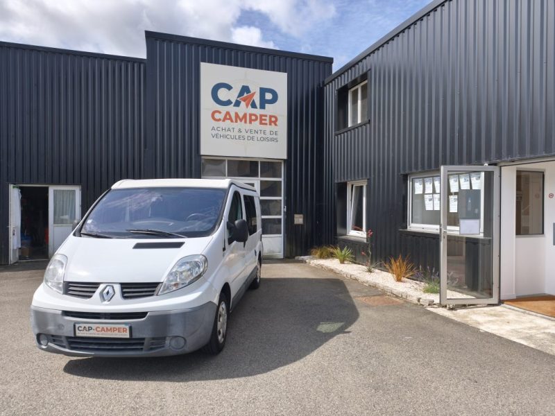 RENAULT TRAFIC  2011
